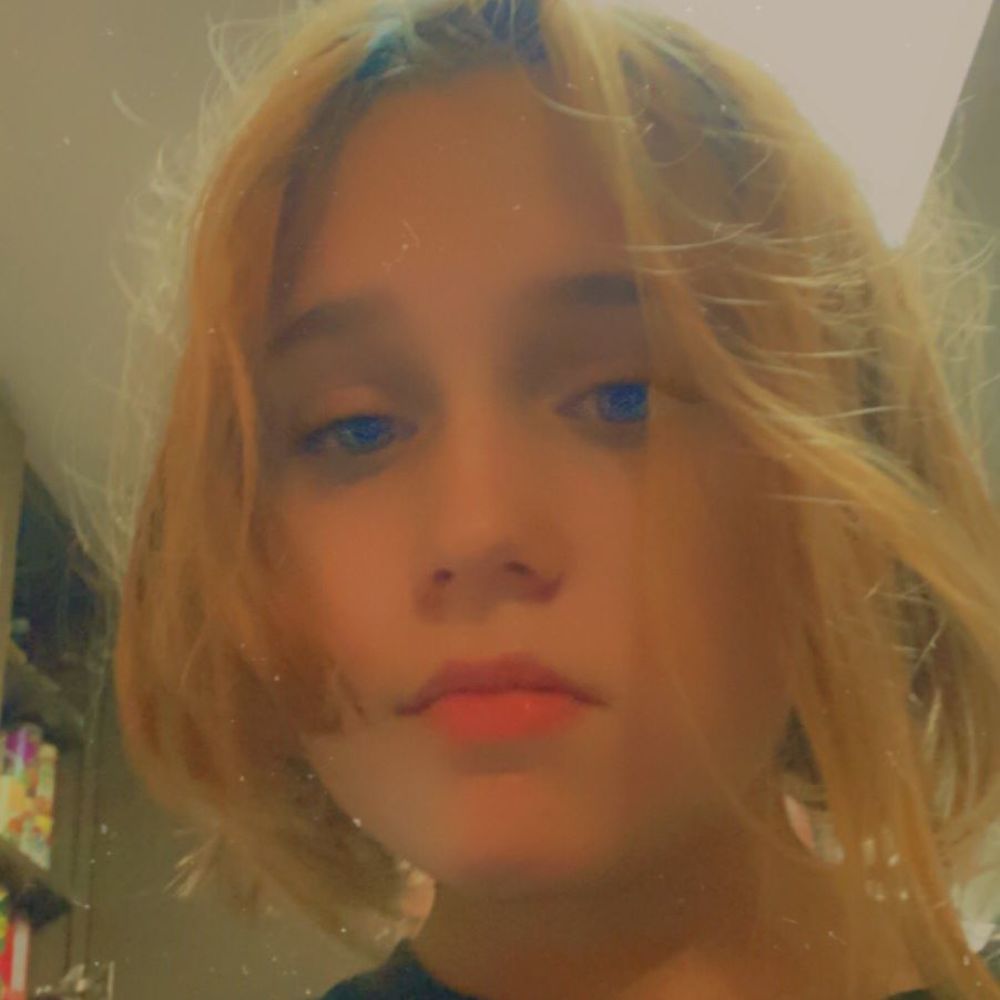 Meet your Posher, Lana